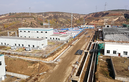 国源公司龙王沟煤矿地面工程体建筑已基本完成 雷雪娜/摄
