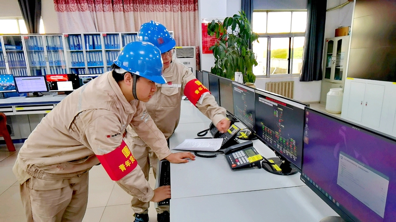 设备数据查询_副本.jpg