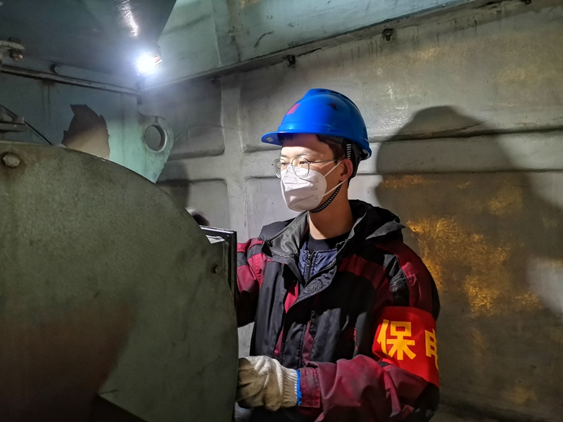 云南公司：答好“期末卷” 刷新“进度条” (2)_副本.jpg