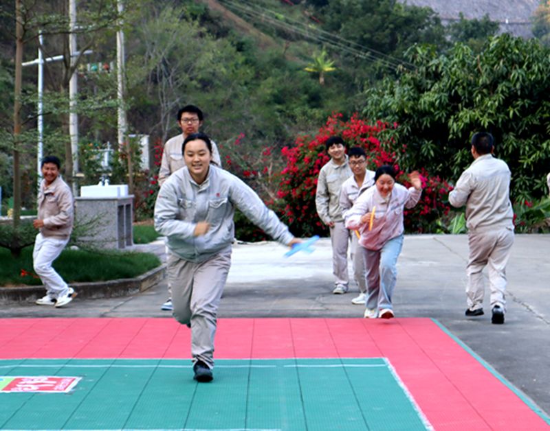 那兰公司开展“极速三子棋”游戏1_副本_副本.jpg