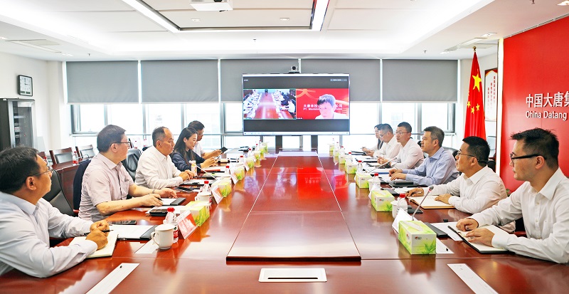 8.30-贾炳军会见马来西亚成功集团新能源板块总裁拿督许综文 - 副本.jpg