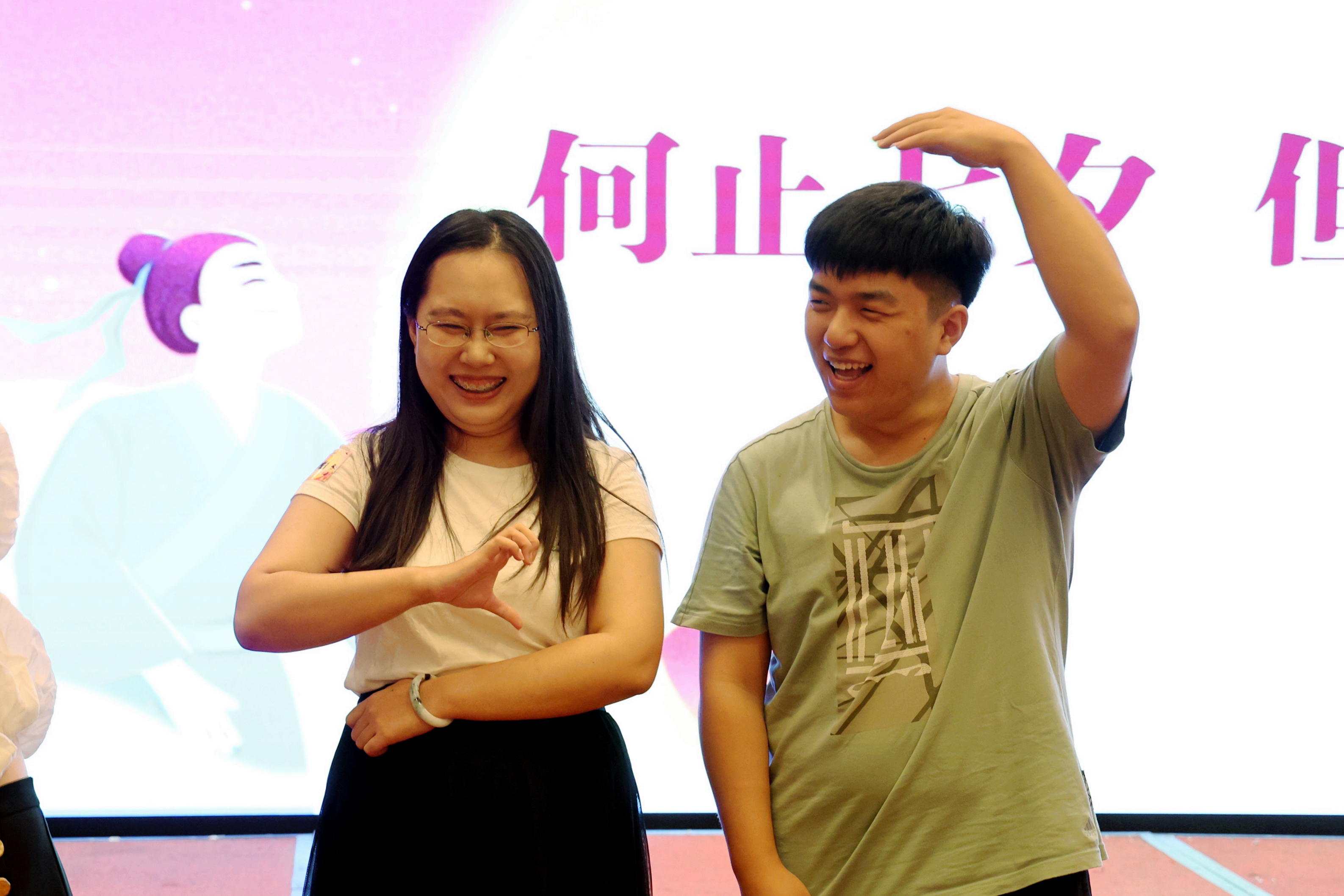 1692769012207002705.jpg 61831692601258_.pic_hd.jpg