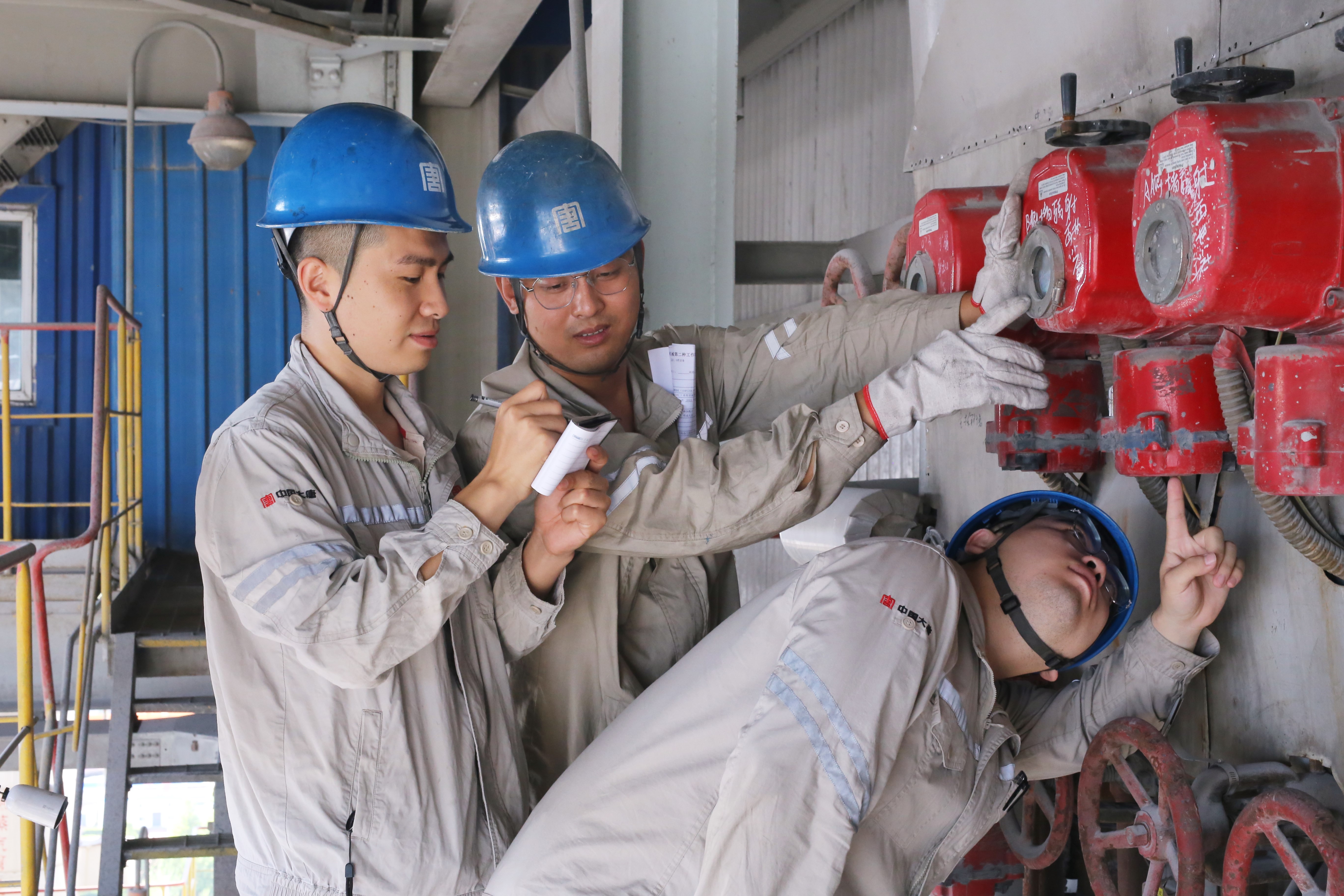 丰润热电公司：秋检不“求简”，安全不“打折” (4).jpg