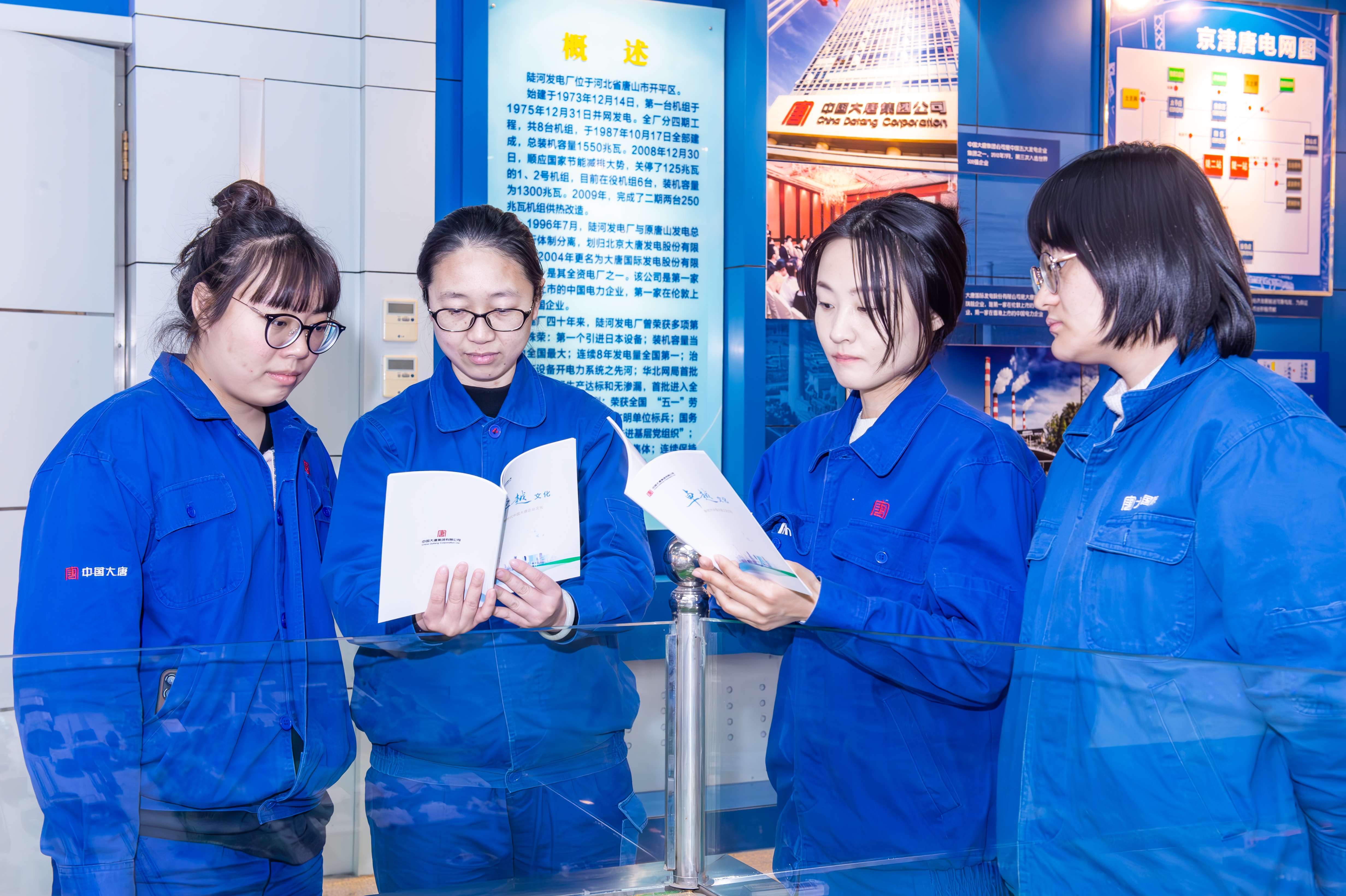宣讲进基层，文化入心田（陡河热电公司 张禹侬 姚雨男） (3).jpg