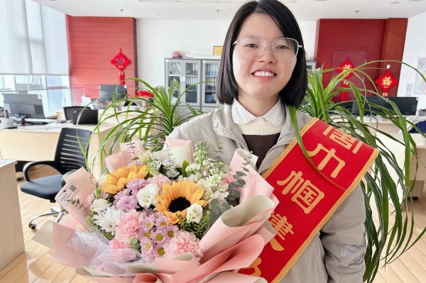 349220512ebc02ef4b7ba288597cb10_副本.jpg